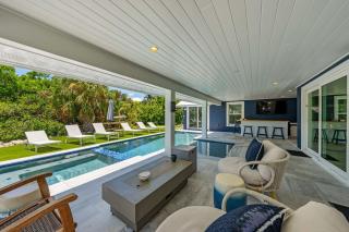 Beach Bliss -Waterfront Pool & Spa -Dock Golf Cart & Boat Lift - 5