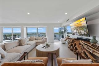 Shangri-La - Bean Point - Rooftop Pool -Golf Cart - 3