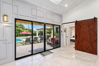 NEW Windsor Modern Retreat Pool Spa Volleyball - 3