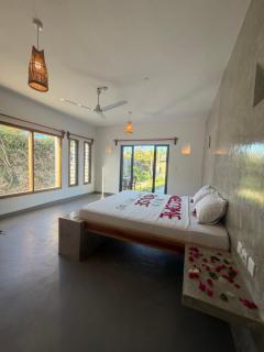 Alen House - 9
