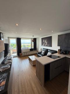 Modernes Apartment mit Panoramaview & Balkon in Top Lage - 2