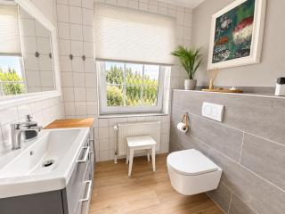 Nessmersiel, Renovierte Erdgeschosswohnung mit Garten, in Deichnähe, Wallbox, - 3