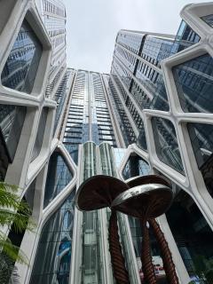 Diamond Crown Modern Luxury Studio Apartment - StayWithTheo Collection - 7