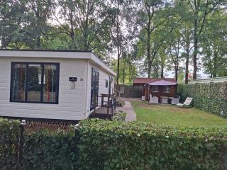 slinger ottertje 30 op camping de otterberg - 0