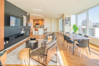 Modern HighRise Sanctuary, Gym, Pool, Prking, W-D, Golf - 0
