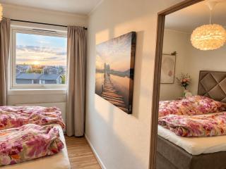 Large Family Apartment near Oslo - 3 Bedrooms, Free Parking, Balcony - 6