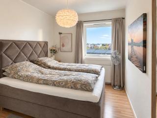 Large Family Apartment near Oslo - 3 Bedrooms, Free Parking, Balcony - 7
