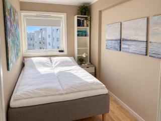 Large Family Apartment near Oslo - 3 Bedrooms, Free Parking, Balcony - 5