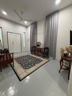 D'Jubai Damai Homestay - 7