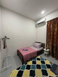 D'Jubai Damai Homestay - 5
