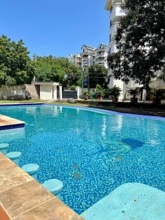 Nyali modern 2 BR Apartment with Pool, AC, Wifi - 5