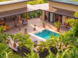 Villa Yakole Spacious Tropical Retreat - 9