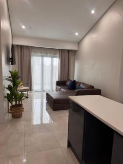 The Velvet Luxe - 8