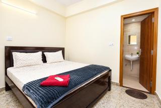 SV Homestay Tirupati - Apartment with Balcony, AC, WIFI, TV and Parking - 7