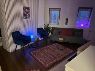 Ana's City Center Apartment - 5