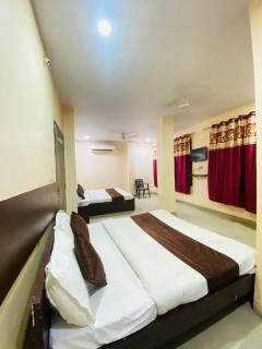 Hotel Toran - 2