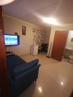 DeeAirbnb - 4