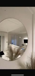 White House Apartments - 7
