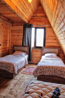 Shahunts Resort - 4