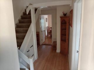 Dog friendly riverside cottage with country views - 8