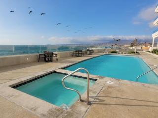 Luxury Beachfront Condo in Rosarito Pool & Jacuzzi - 4