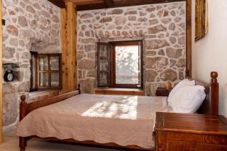 Old stone house with swimming pool Etno House Perazic - 7