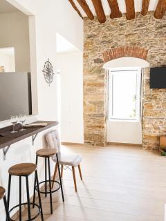 Angelouda's House - Traditional Stone 2 BR Home in Karystos Center - 7