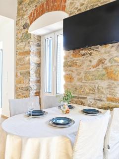 Angelouda's House - Traditional Stone 2 BR Home in Karystos Center - 5