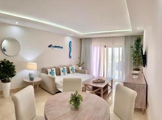 Beautiful apartment with terrace and bay view - 9