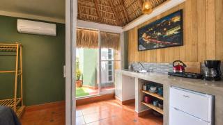 Spacious 1BR Ocean View Penthouse w Private Rooftop - 2