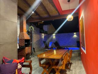 Casa com Piscina Excelente Localização 8 min do Centro - 0