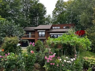 Chalet Style, Lakeview Cottage - 9