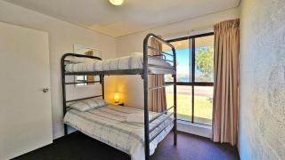 Riverview Holiday Waterfront Apt 14 - 2 Storey - Kalbarri, WA - 3