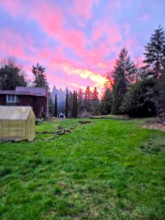 Cedarwood Sunset Retreat - 1
