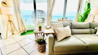 Penthouse Beach Oasis 704 Lovely Daytona ocean front incredible ocean view - 2