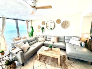 Penthouse Beach Oasis 704 Lovely Daytona ocean front incredible ocean view - 5