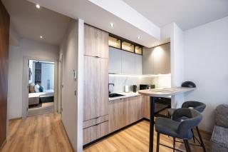 Central Residence - High-End Apartments - 4