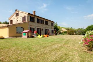Bright apartment in Castelbellino - 75 m² - Shared Pool - 8