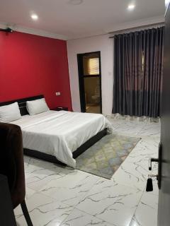blue moon hotel 317 akin ogunlewe victoria island - 7