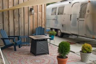 Secluded Private Retreat with Cabin & Vintage Airstream - 9