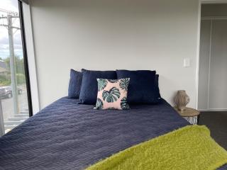 Luxury 2-Bed Townhouse Opposite Northlands Mall - 2
