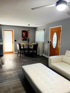 3brdrm home near Downtown Orlando and Winterpark - 5