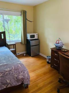 B2 A private room in Naperville downtown with desk and Wi-Fi near everything - 3