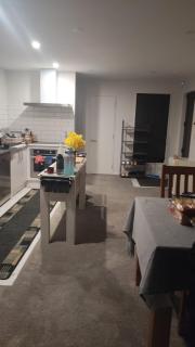 WEST HomeStay - Hornby Central - 0