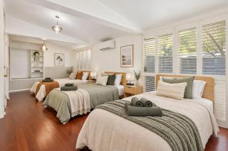 7 beds & Spacious Stay - 9