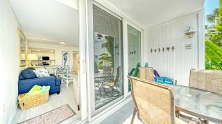 LaPlaya 104E - 1
