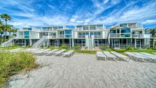 LaPlaya 108B - 5