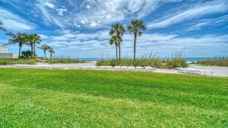 LaPlaya 105B - 4