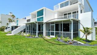 LaPlaya 109A - 2