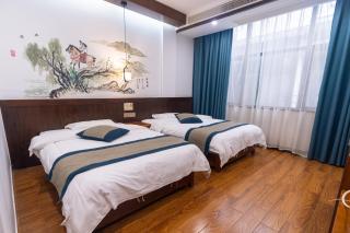 Zhangjiajie Highlights Guesthouse Free Fresh Coffee, Custom Travel Plans, Free Ticket Support, Free Self-service Laundry, Free Water & English-speaking Front Desk - 6